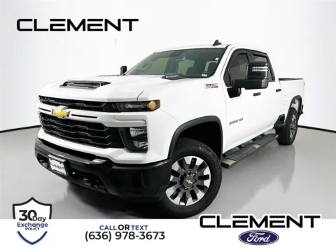 White 2024 Chevrolet Silverado 2500 HD Custom for sale in Wentzville, MO