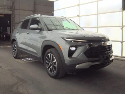 Photos of 2025 Chevrolet TrailBlazer LT for sale in Wentzville, MO at Clement Ford