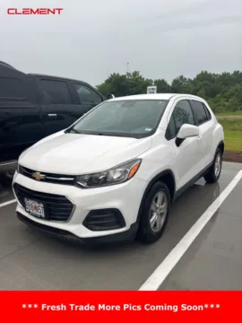 White 2020 Chevrolet Trax LS for sale in Wentzville, MO