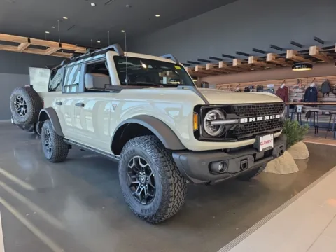 Photos of 2026 Ford Bronco Badlands for sale in Wentzville, MO at Clement Ford