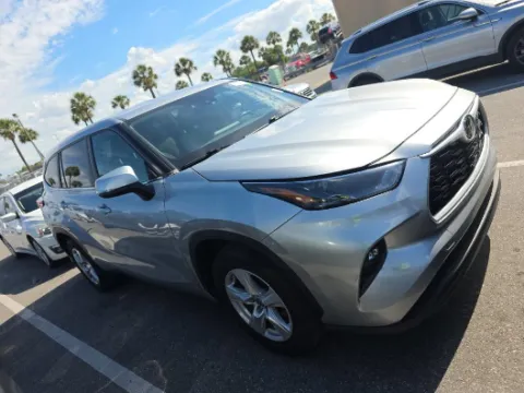 Photos of 2024 Toyota Highlander LE for sale in Wentzville, MO at Clement Ford