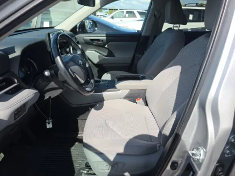 Another view of 2024 Toyota Highlander LE for sale in Wentzville, MO at Clement Ford