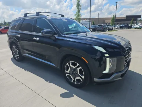 Another view of 2023 Hyundai Palisade Limited for sale in Wentzville, MO at Clement Ford