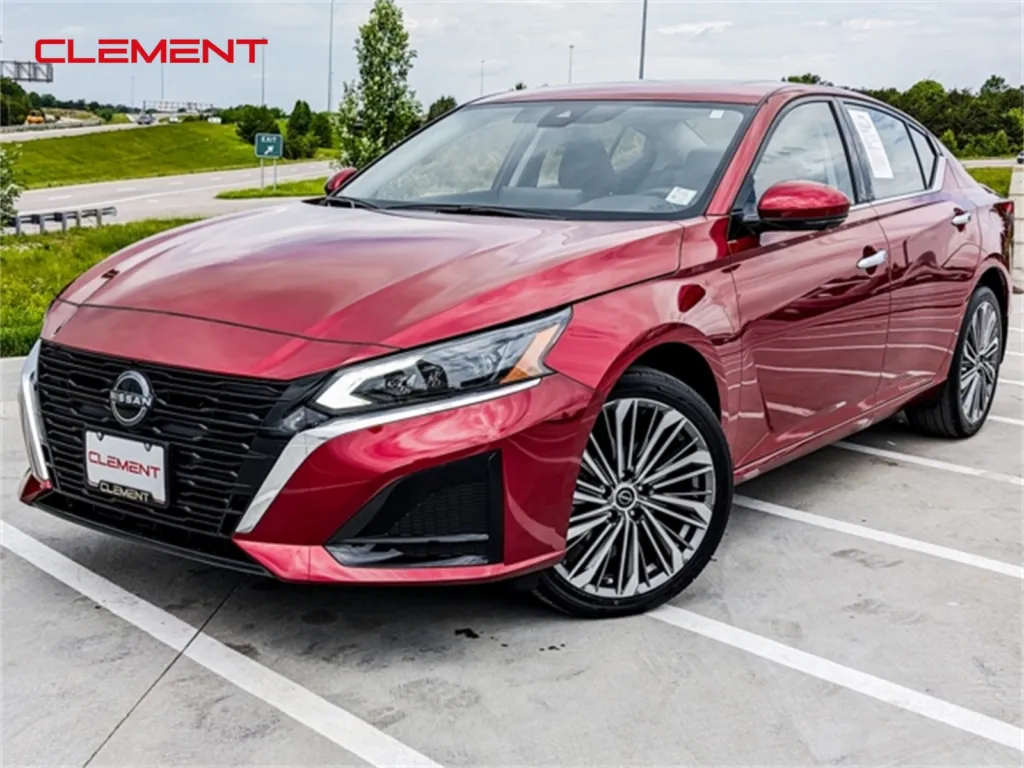 2023 Nissan Altima 2.5 SL for sale in Wentzville, MO