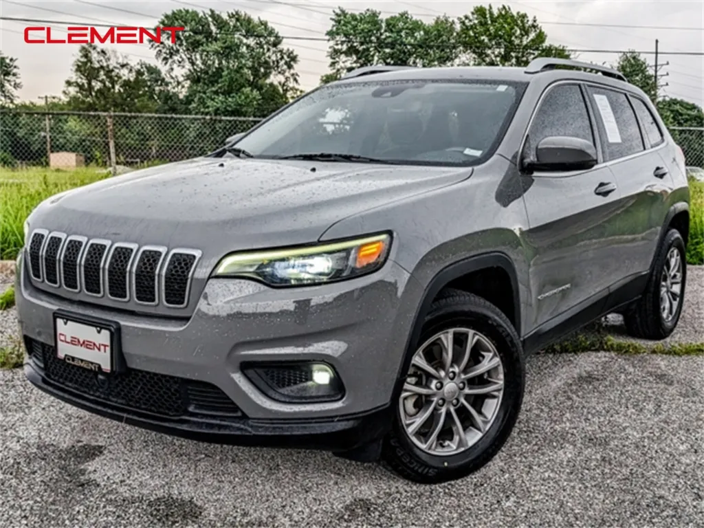 Used 2021 Jeep Cherokee Latitude Lux for sale in Wentzville, MO at