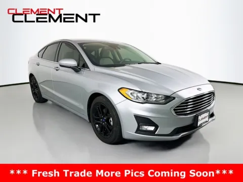 More photos of 2020 Ford Fusion SE at Clement Ford, MO