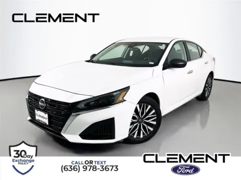 White 2025 Nissan Altima 2.5 SV for sale in Wentzville, MO