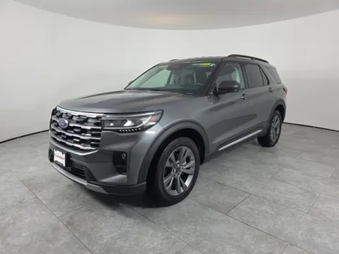 Gray 2025 Ford Explorer Active for sale in Wentzville, MO