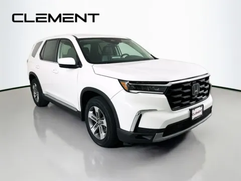 More photos of 2025 Honda Pilot EX-L at Clement Ford, MO