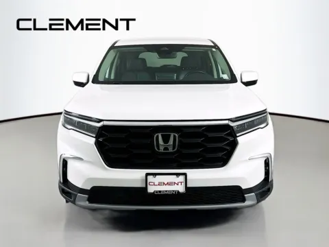 Another view of 2025 Honda Pilot EX-L for sale in Wentzville, MO at Clement Ford