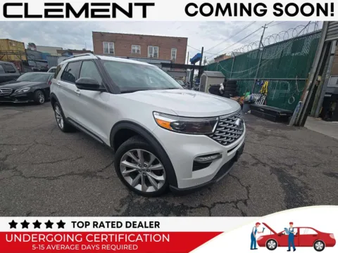 Photos of 2023 Ford Explorer Platinum for sale in Wentzville, MO at Clement Ford