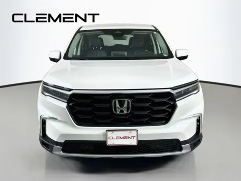 Another view of 2025 Honda Pilot EX-L for sale in Wentzville, MO at Clement Ford