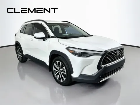 More photos of 2023 Toyota Corolla Cross XLE at Clement Ford, MO