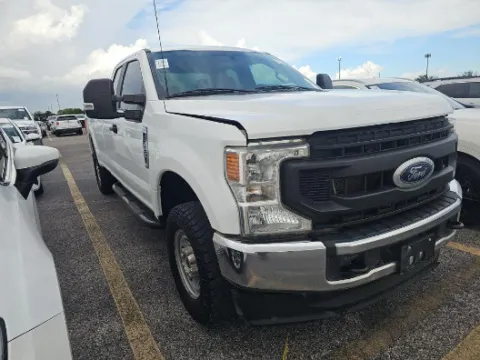 White 2022 Ford F-250SD XL for sale in Wentzville, MO