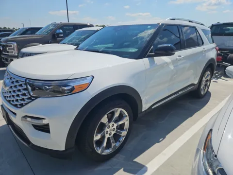 Photos of 2020 Ford Explorer Platinum for sale in Wentzville, MO at Clement Ford