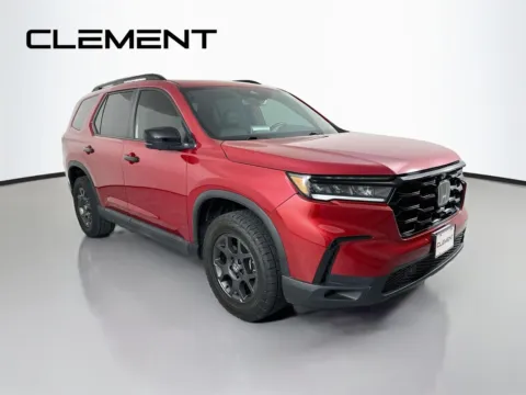 More photos of 2025 Honda Pilot TrailSport at Clement Ford, MO