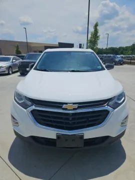 White 2018 Chevrolet Equinox LS for sale in Wentzville, MO