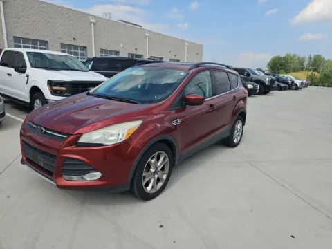 Photos of 2014 Ford Escape SE for sale in Wentzville, MO at Clement Ford