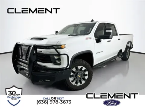 White 2024 Chevrolet Silverado 2500 HD Custom for sale in Wentzville, MO