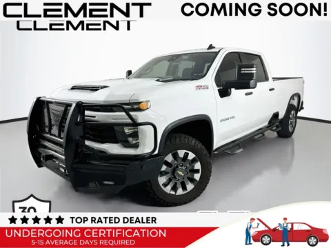 White 2024 Chevrolet Silverado 2500 HD Custom for sale in Wentzville, MO