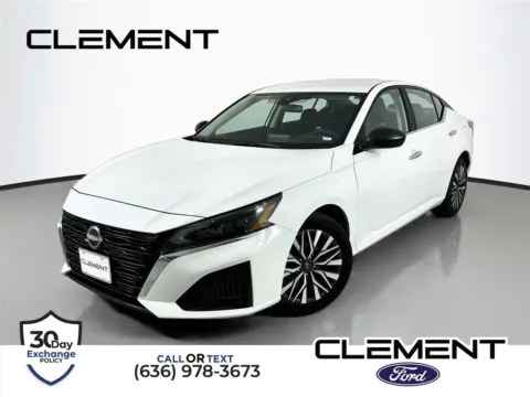 White 2025 Nissan Altima 2.5 SV for sale in Wentzville, MO