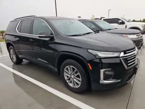 Another view of 2022 Chevrolet Traverse LT for sale in Wentzville, MO at Clement Ford