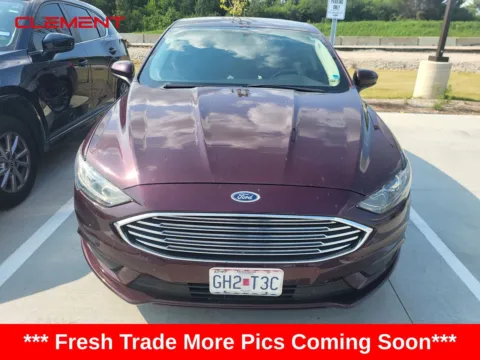 Photos of 2017 Ford Fusion SE for sale in Wentzville, MO at Clement Ford