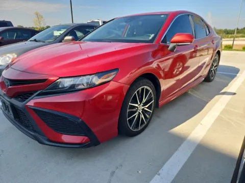 Photos of 2021 Toyota Camry SE for sale in Wentzville, MO at Clement Ford