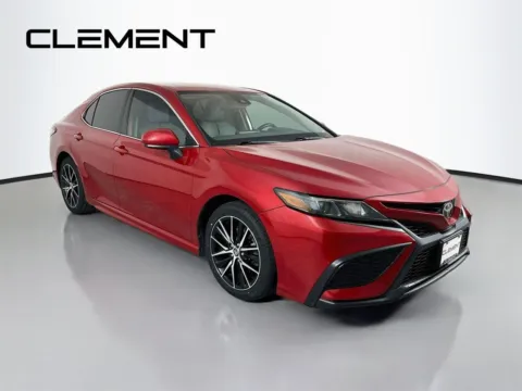 More photos of 2021 Toyota Camry SE at Clement Ford, MO