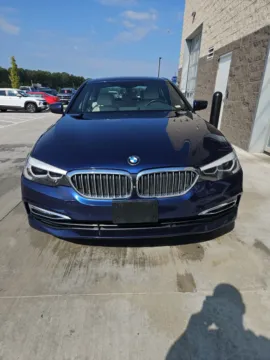 Blue 2017 BMW 5 Series 530i xDrive for sale in Wentzville, MO