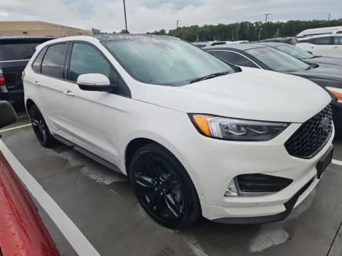 Another view of 2024 Ford Edge ST for sale in Wentzville, MO at Clement Ford
