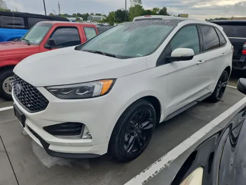 Photos of 2024 Ford Edge ST for sale in Wentzville, MO at Clement Ford