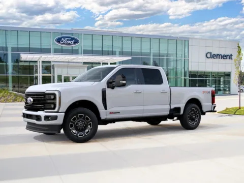 White 2027 Ford F-250SD Platinum for sale in Wentzville, MO