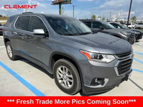 Gray 2018 Chevrolet Traverse LT for sale in Wentzville, MO