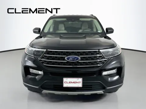Another view of 2022 Ford Explorer XLT for sale in Wentzville, MO at Clement Ford