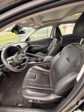 More photos of 2024 Hyundai Elantra Hybrid Limited at Clement Ford, MO
