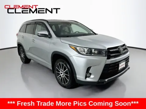 More photos of 2017 Toyota Highlander SE at Clement Ford, MO
