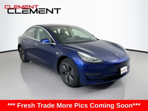 More photos of 2018 Tesla Model 3 Mid Range at Clement Ford, MO