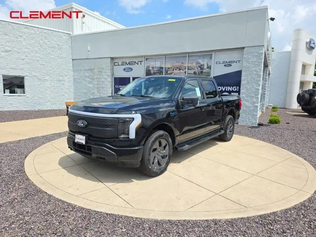 Black 2025 Ford F-150 Lightning Flash for sale in Wentzville, MO