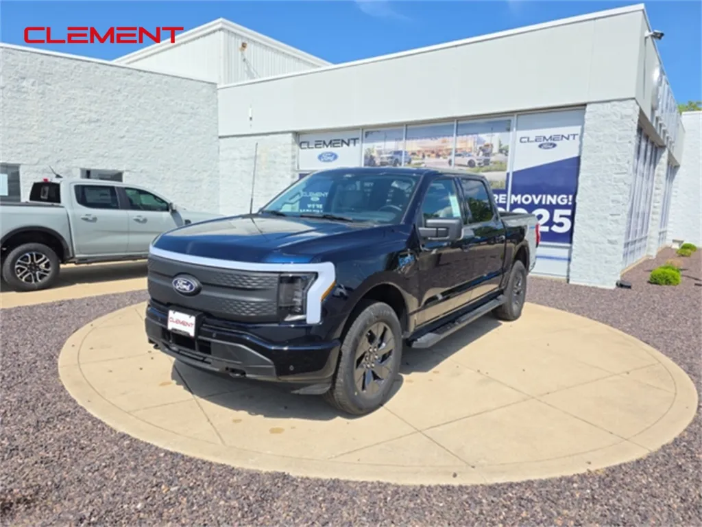 2025 Ford F-150 Lightning Flash for sale in Wentzville, MO