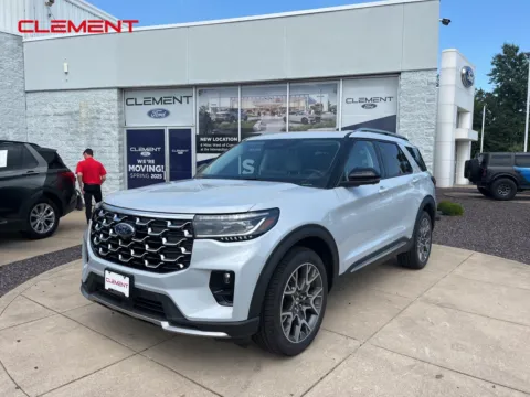 White 2025 Ford Explorer Platinum for sale in O'Fallon, MO