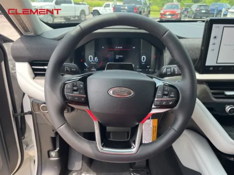 More photos of 2025 Ford Explorer Platinum at Clement Ford, MO