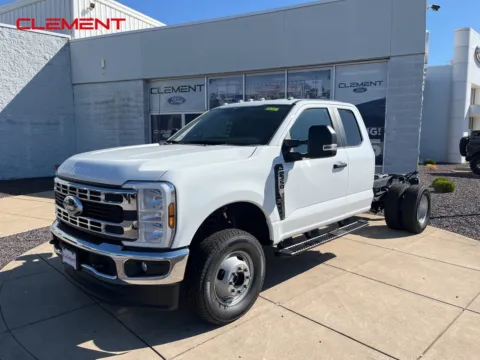 White 2025 Ford F-350SD XL for sale in O'Fallon, MO