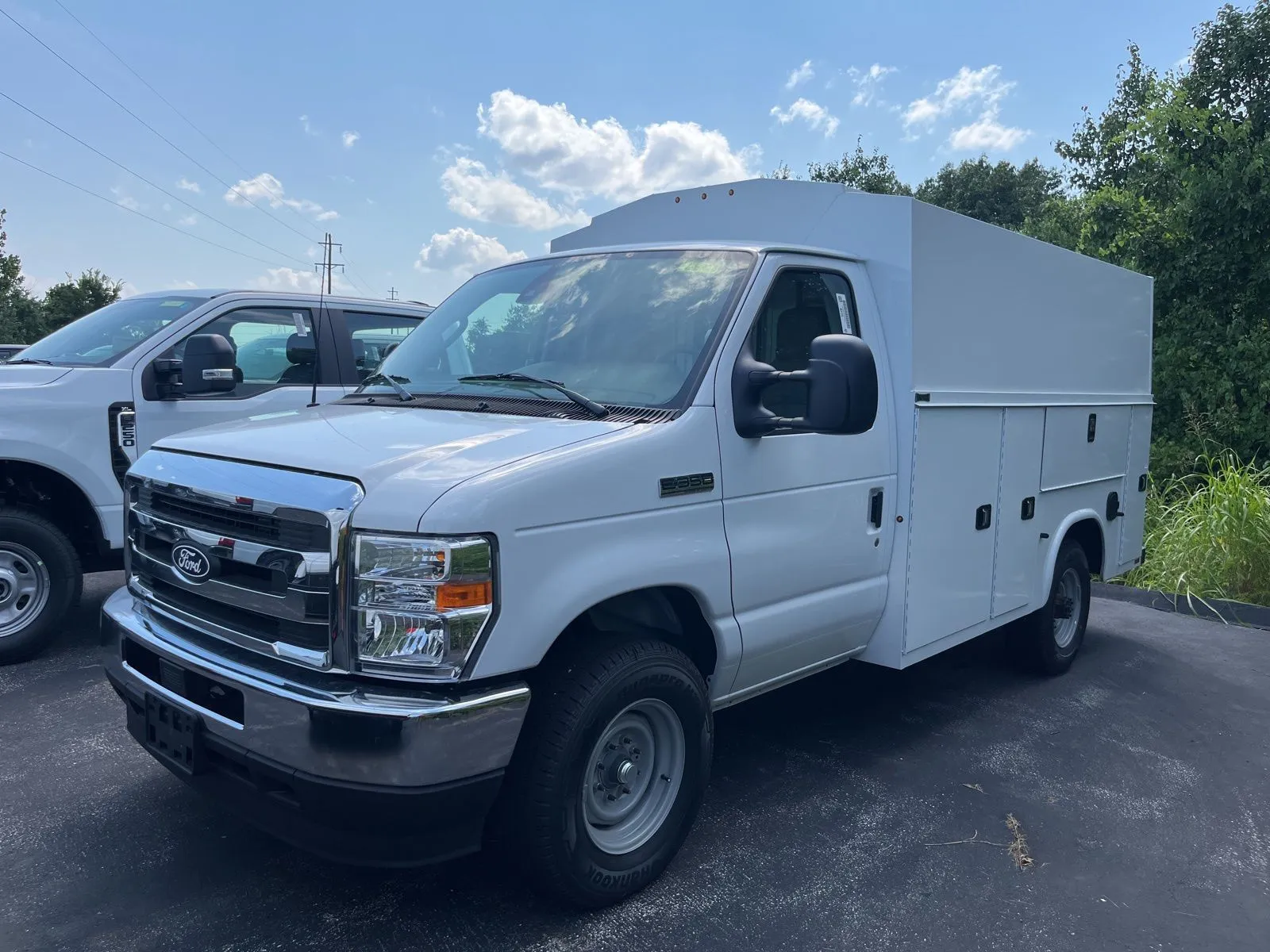 White 2026 Ford E-350SD for sale in Wentzville, MO