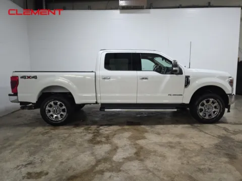 More photos of 2022 Ford F-250SD Lariat at Clement Ford, MO