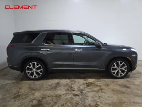 More photos of 2022 Hyundai Palisade SEL at Clement Ford, MO