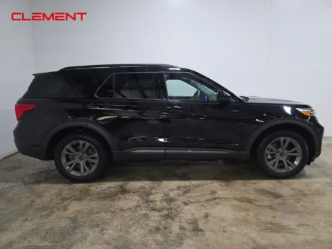 More photos of 2022 Ford Explorer XLT at Clement Ford, MO