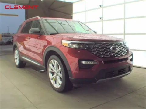 Photos of 2022 Ford Explorer Platinum for sale in O'Fallon, MO at Clement Ford