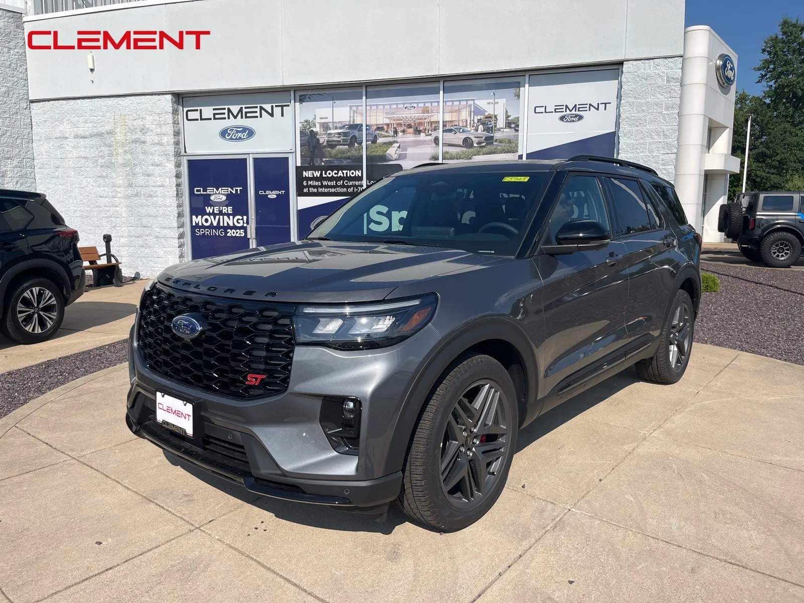 Gray 2025 Ford Explorer ST for sale in O'Fallon, MO