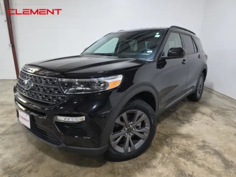 Black 2022 Ford Explorer XLT for sale in O'Fallon, MO